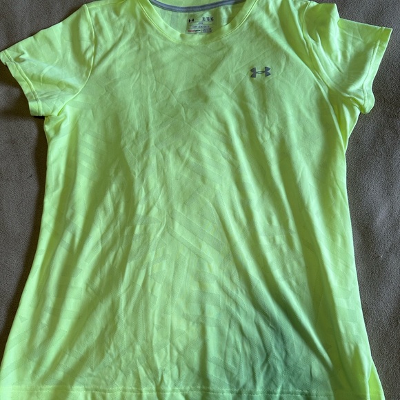 Under Armour yellow/green Tshirt - Picture 1 of 2